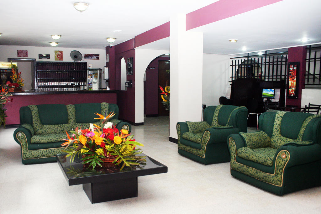 Hotel Normandia Medellin Bagian luar foto